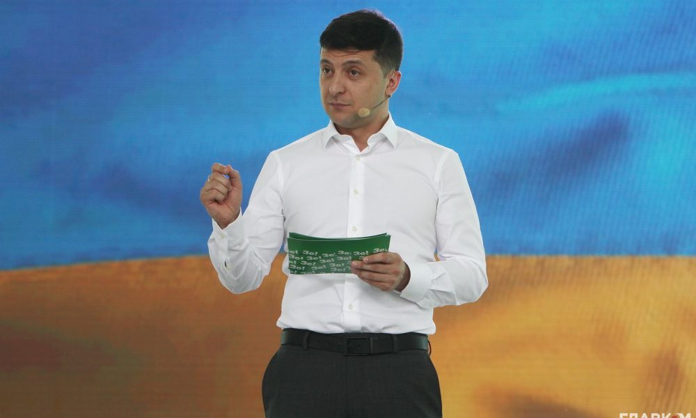 Зеленський кардинально змінив правила для українців: “у шортах та…”