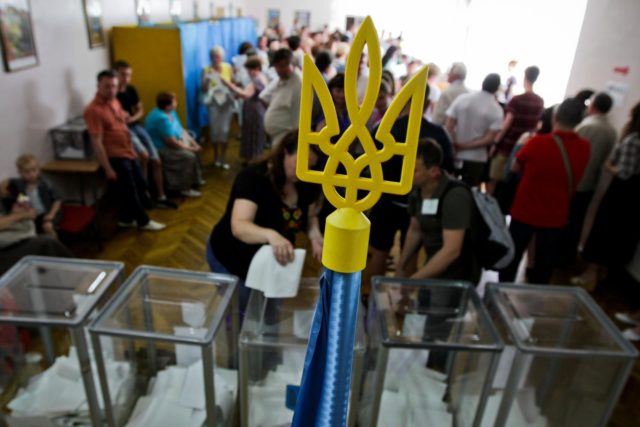 “Знову на виборчі дільниці”: У Зеленського зробили гучну заяву про дострокові вибори. Уже скоро