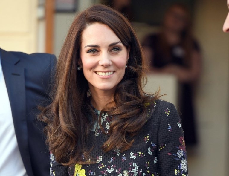 “Це просто немислимо для королівської сім’ї”: Кейт Міддлтон стала жертвою пластичного хірурга