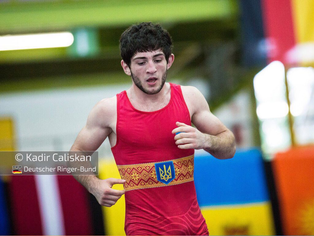 Золото в скарбничку синьо-жовтих: Українець Арушанян став чемпіоном світу з боротьби серед юніорів