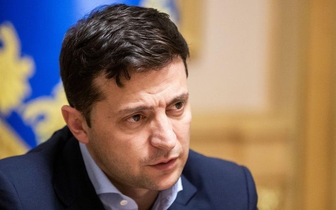 “Україна вас не залишить”: Зеленський у Туреччині анонсував спрощення поїздок до Криму