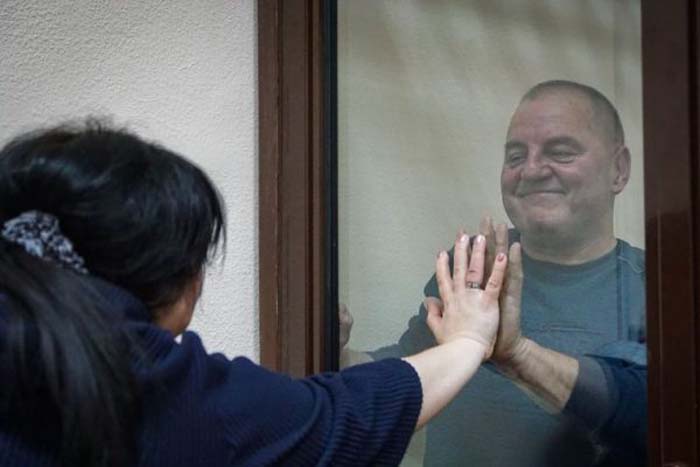 “Змінено на зобов’язання про явку”: політв’язня Едема Бекирова випустили з СІЗО