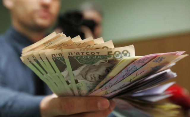 “До 2800 доларів”: українцям приготували грошовий сюрприз, названа конкретна дата
