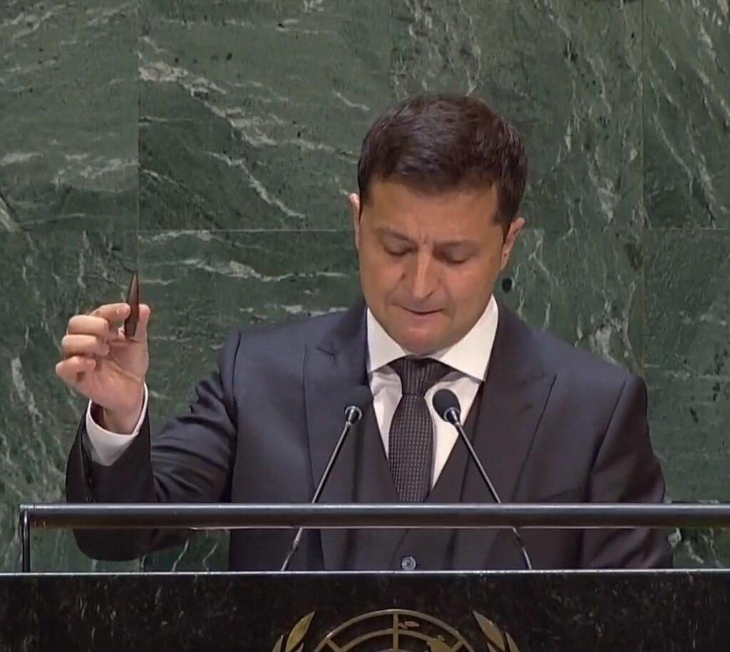 “Аж руки тремтять”: Зеленський вразив вступом своєї промови на Генасамблеї ООН. Просто сльози на очах
