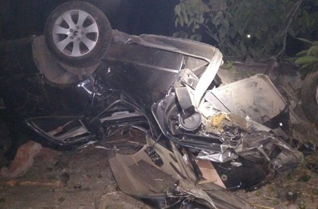 Пасажирка загинула, водій госпіталізований: на Львівщині авто потрапило у страшну ДТП