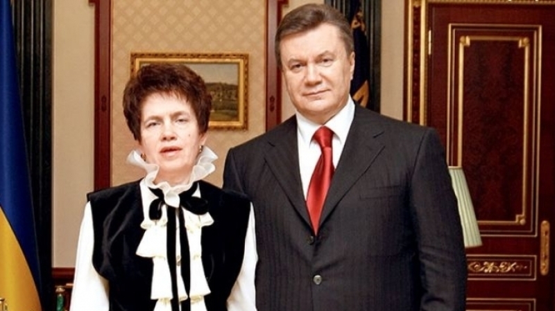 “Батя, я стараюсь”: Як зараз виглядає і чим займається Людмила Янукович. Красиво жити не заборониш