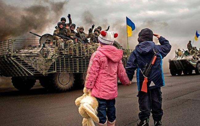 “Можна закінчити за один день” : У “Слузі народу” зробили заяву про війну на Донбасі