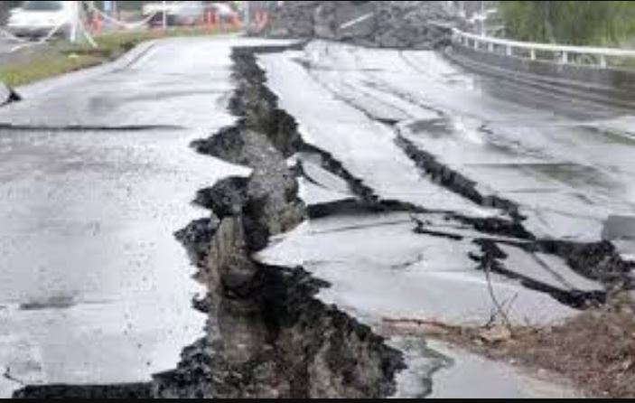 “Провалиться прямо в пекло”: Таємничий землетрус обрушився на Україну. У людей паніка