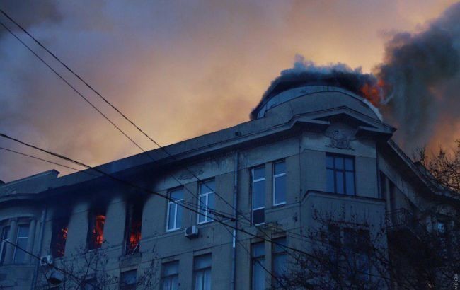 Надзвичайна ситуація в регіоні : Пожежі в коледжі Одеси надали новий статус