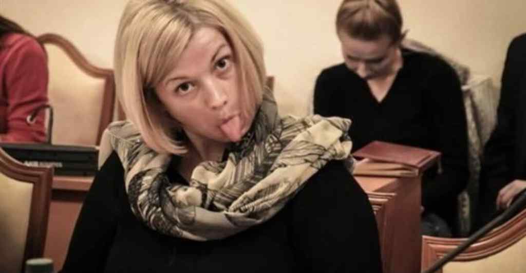 “Весь час зла і нервова, хоча блондинка”: Колега Геращенко шокував правдою про неї. “Встромляє голки”