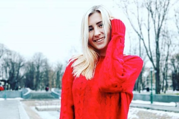 “Я падаю”: в Харкові через лікарську халатність померла 19-річна Аліна. Батьки почорніли від горя