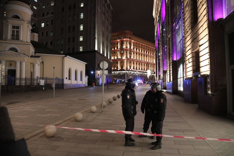 Теракт чи замах?: Стали відомі деталі стрілянини в Москві. Загинули люди