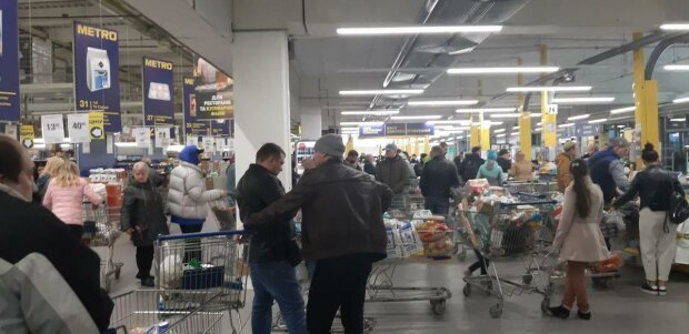 “Обмежити продаж товарів”: Мережа українських супермаркетів зважилися на кардинальні заходи. Через карантин