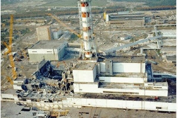“Казали пити спирт” Вражаючі події першого дня після Чорнобильської трагедії. “Валялися на траві”