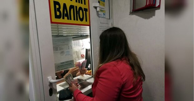“До кінця квітня…”: Українців попередили про зміну курсу валют. “Долар коштуватиме…”