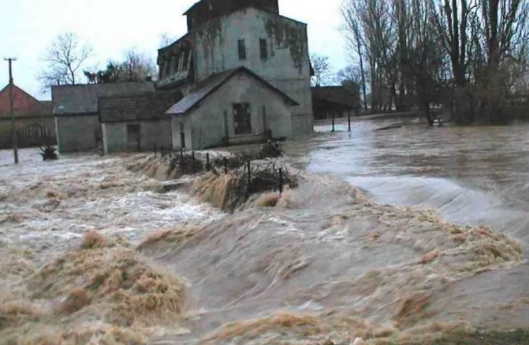 Смертельно небезпечно! Ще одну область може затопити. Українців попередили про небезпеку!