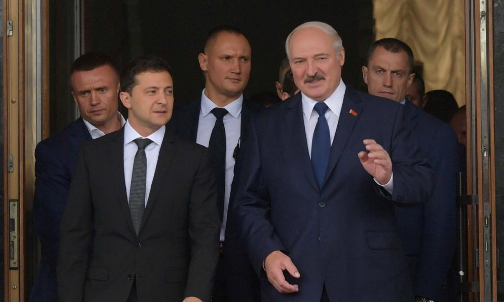 Всіх затримали – 16 чиновників. Особисте розпорядження Лукашенка. Не церемонився. Показав приклад Зеленському