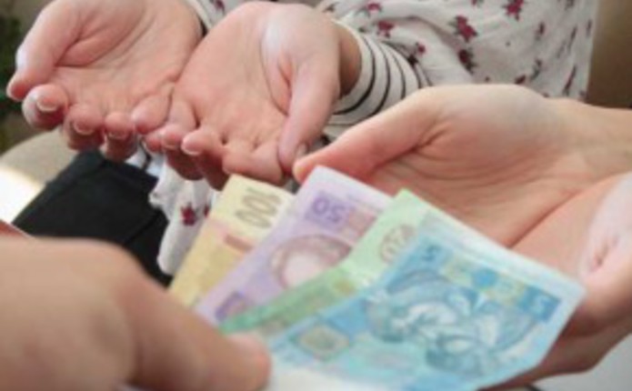 “Людям, які цього потребують”: В Україні призначили новий вид соціальних виплат. Хто може отримати гроші