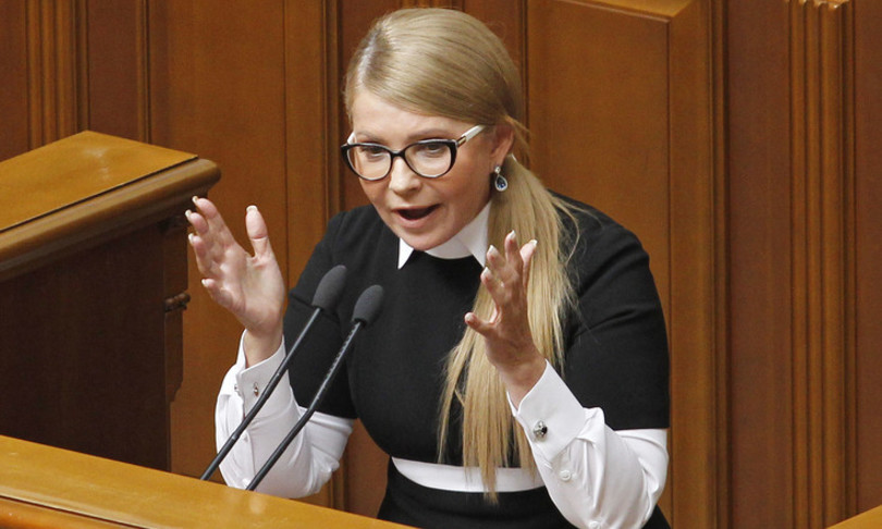 “Цькування КСУ”. Тимошенко вибухнула – “припинити істерику”. Українці шоковані: стала на захист