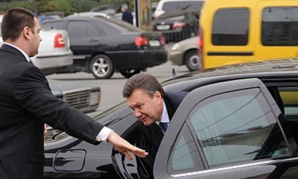 На ніч! Це таки трапилось – Януковича “взяли”, 13 років. Це кінець – він в шоці. Просто в Москві