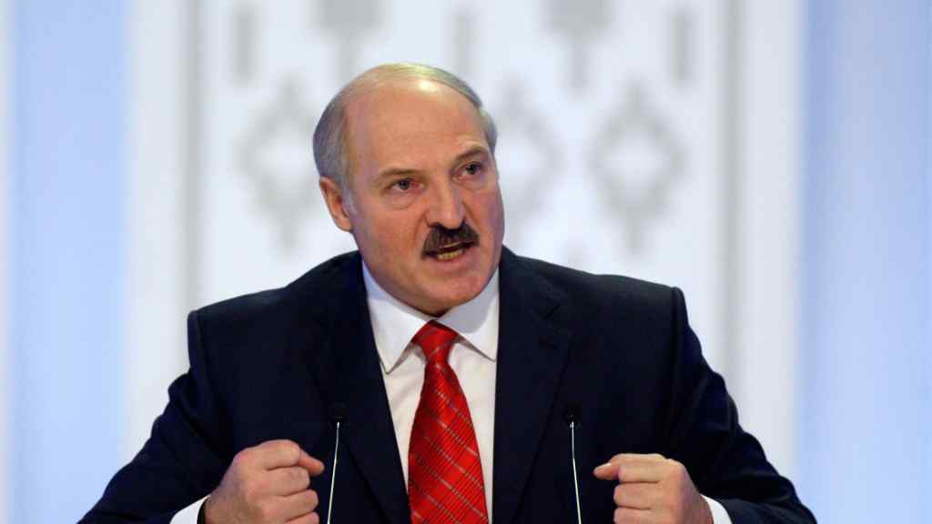 Країна гуде! Лукашенко розлючений – “спочатку у себе розберіться”. Доленосна заява: “гарантую вам”