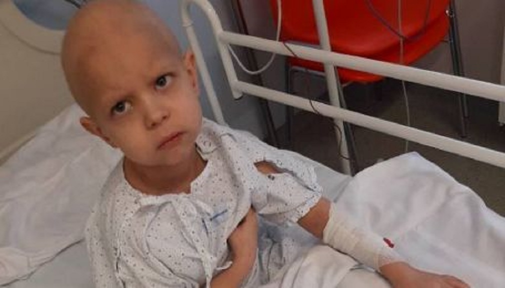 “Назар має право на життя”. Малюка після страшної операції уразила онкологія: батьки благають про допомогу