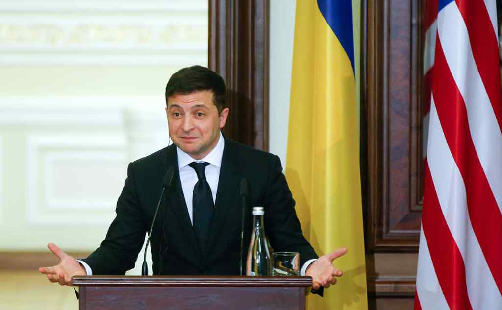 Щойно! Свіжий президентський рейтинг: Зеленський лідирує. Перше місце-українці аплодують.
