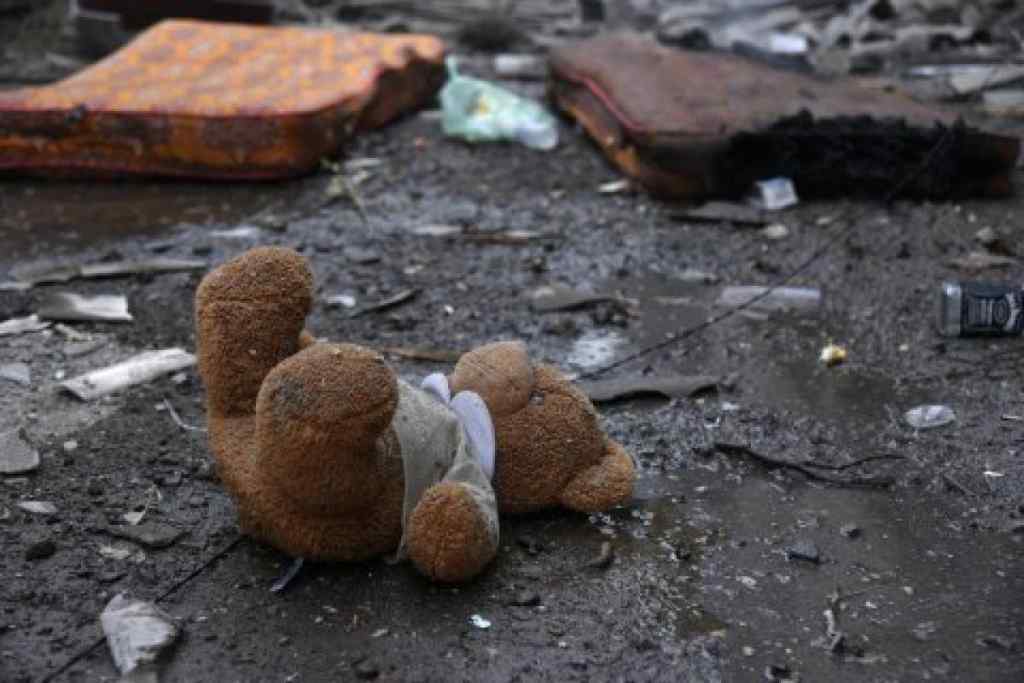 російські війська вбили в Україні 145 дітей! Найбільше постраждало  у Київській області –  пошкоджено 790 закладів освіти